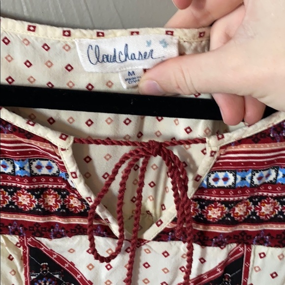 Patterned Blouse - Picture 2 of 3